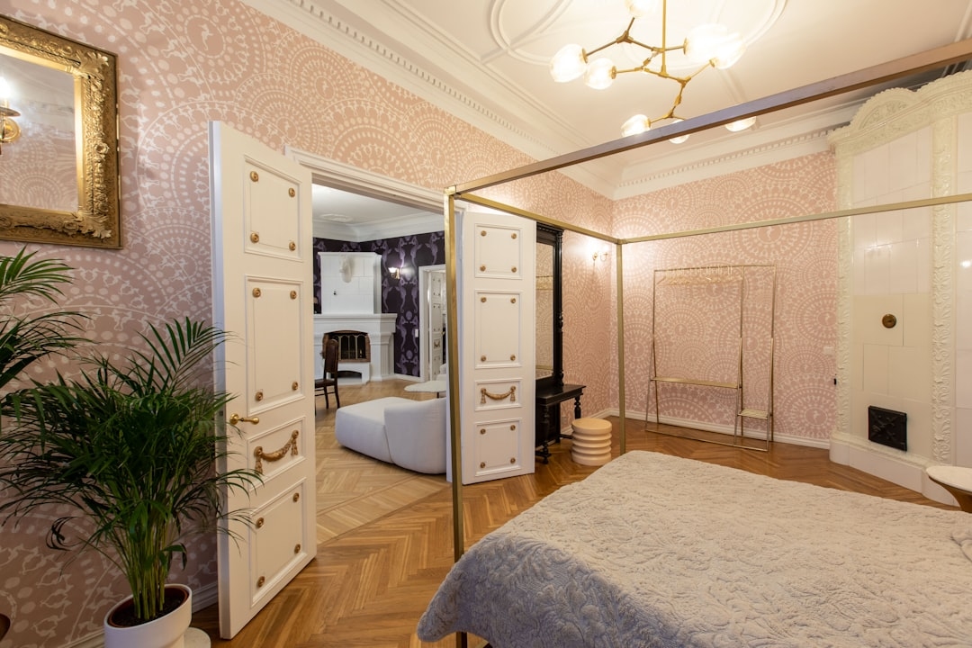 Яку спальню обрати: огляд популярних стилів та їх особливості